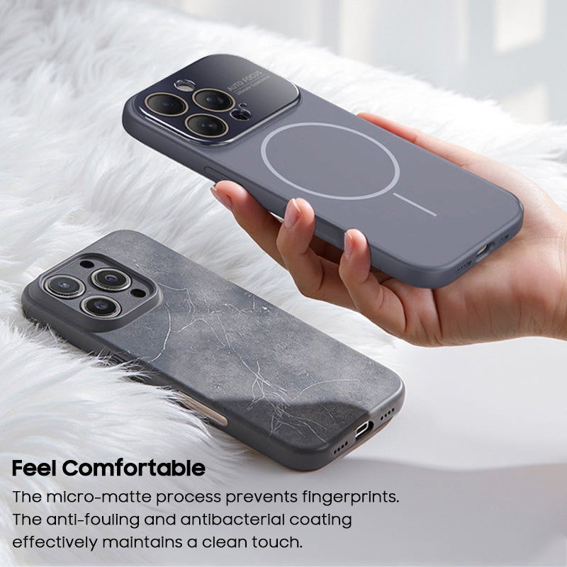 Skin-Feeling Liquid Silicone Case with MagSafe