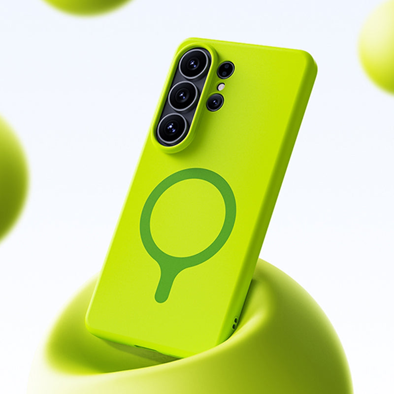 Liquid Silicone Case with MagSafe