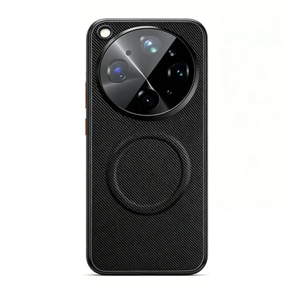 Carbon Fiber Pattern Case with MagSafe