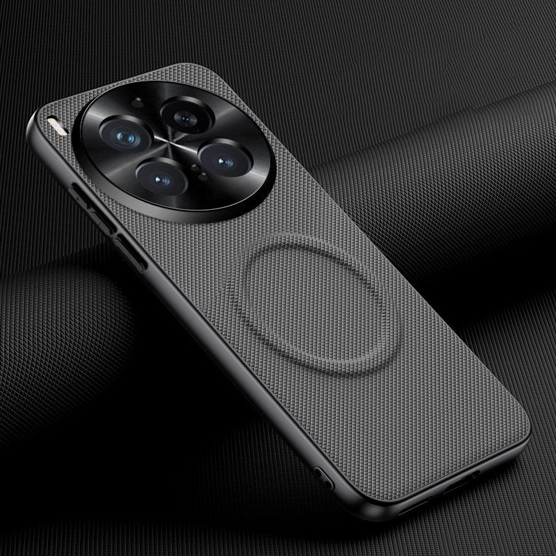 Carbon Fiber Pattern Case with MagSafe