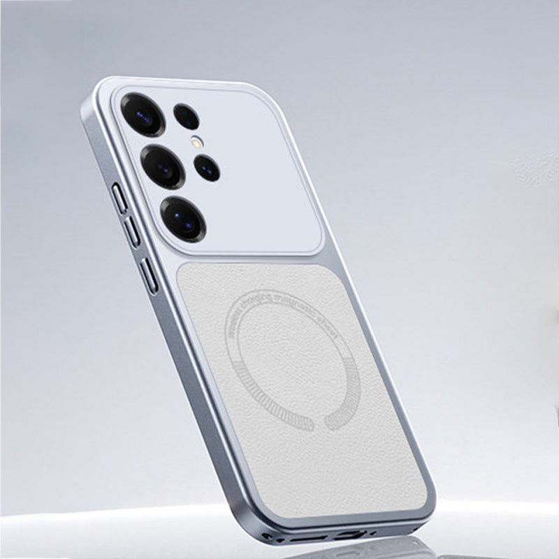 Skin-Friendly Leather Case with MagSafe