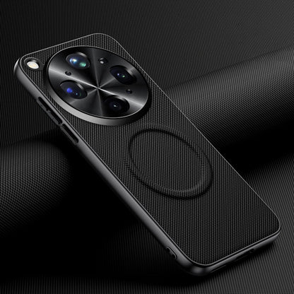 Carbon Fiber Pattern Case with MagSafe