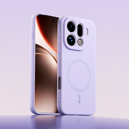 Solid Color Liquid Silicone Case with MagSafe