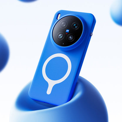 Liquid Silicone Case with MagSafe
