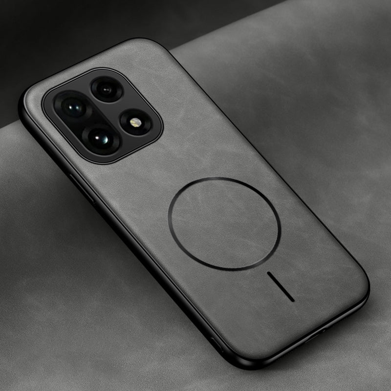 Luxurious Leather Case with MagSafe