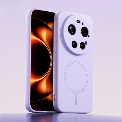 Solid Color Liquid Silicone Case with MagSafe
